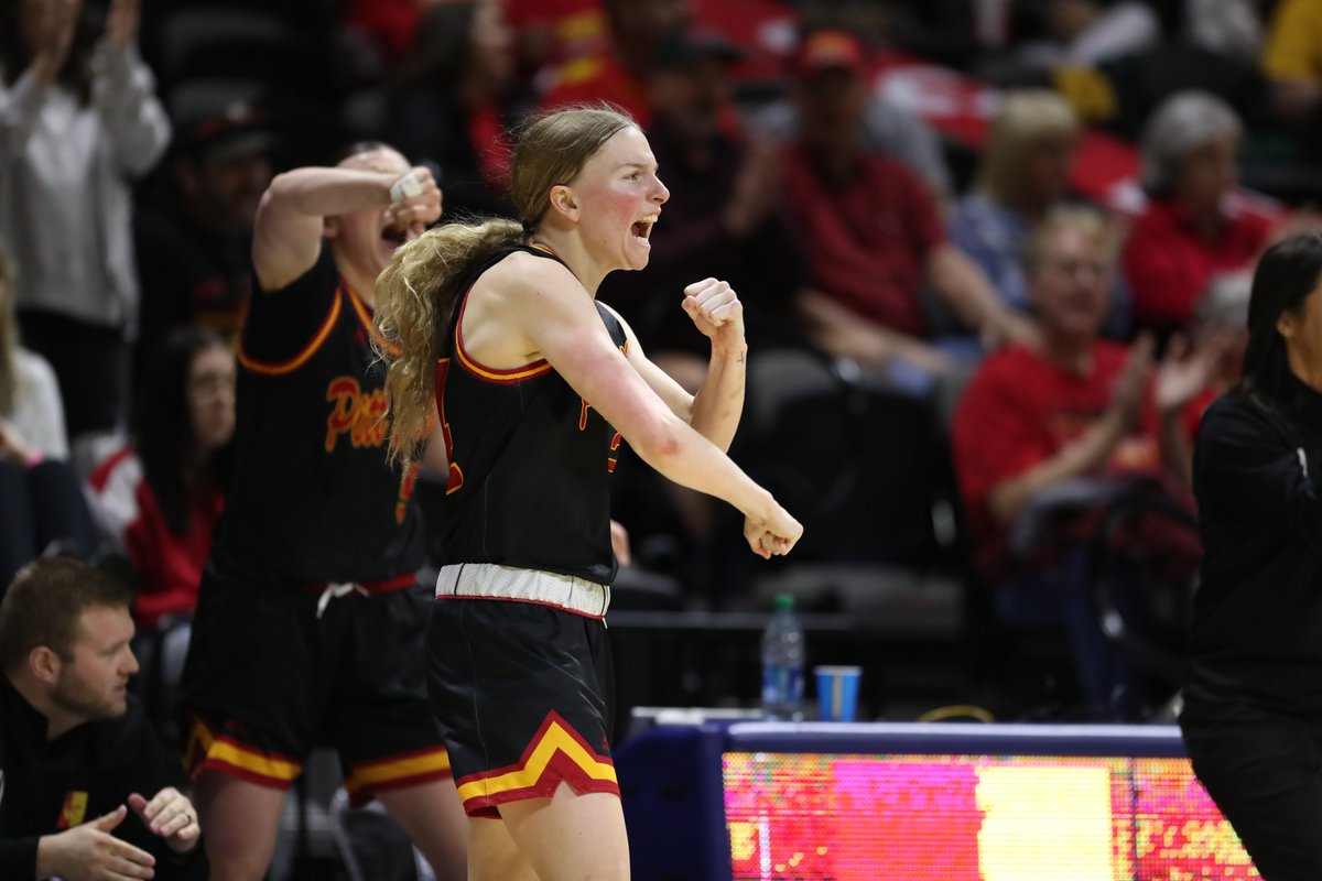 TheMIAA's tweet photo. That 𝒘𝒊𝒏𝒏𝒊𝒏𝒈 feeling 🤌

@GorillasWBB x #MIAAmadness https://t.co/O8yP0sj0kR