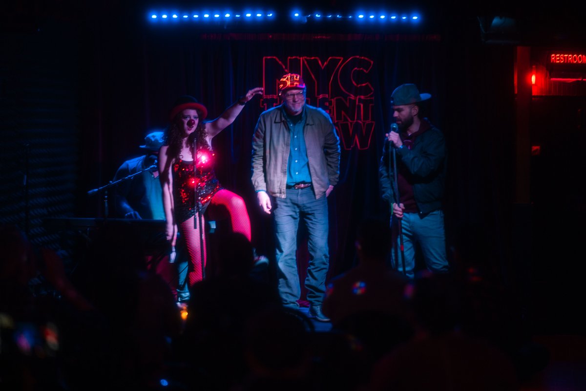 NYCtalentshow's tweet photo. We have asked her time and time again to stop “Scent Marking” the talent, but @themadamebouge just can’t help herself. Join us this Monday to see who she wafts over next… https://t.co/6RtdckZ9gV #les #varietyshow #mondays #sexyclown #fartyparty https://t.co/WPN6LjKmnP