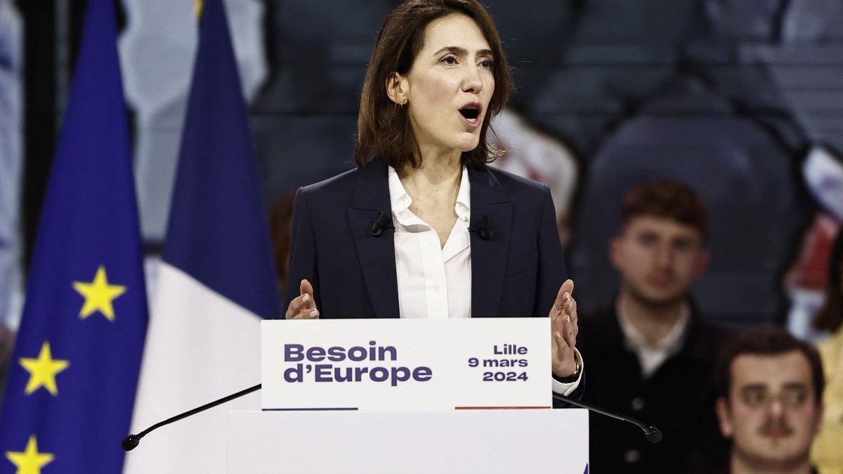 Valérie Hayer affirme sa détermination lors du lancement de la campagne des élections européennes de la majorité. Elle s'oppose au RN et à la Russie, avec le soutien de l'équipe Macron. #Européennes2019 💪