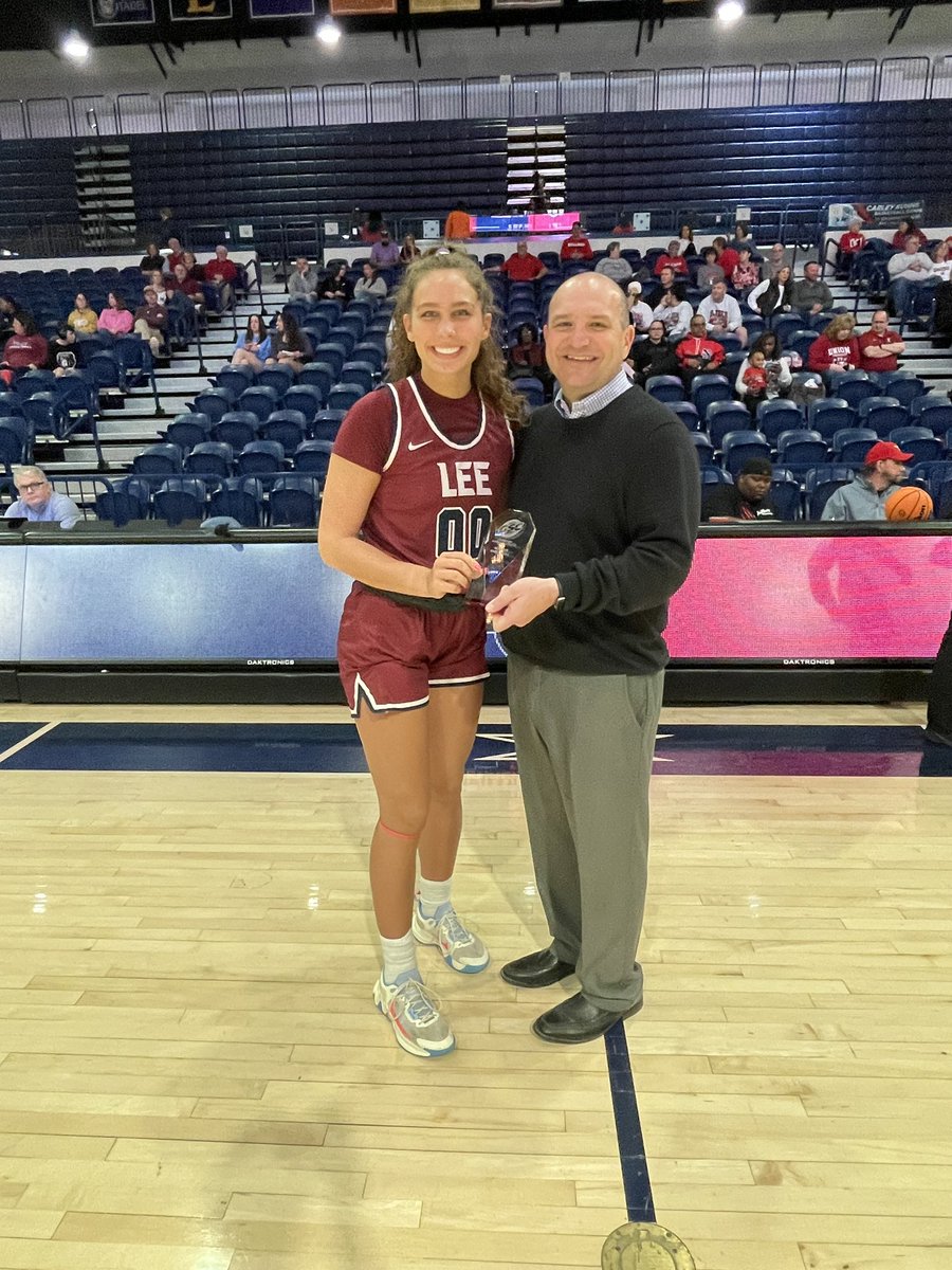 LeeUWBB's tweet photo. 📚GSC SCHOLAR ATHLETE📚

Anna Muhonen got it done on the court and on the classroom this season! She was awarded the GSC Champion Scholar Athlete award this afternoon!

#FiredUp🔥 https://t.co/zwWEbmaqp5