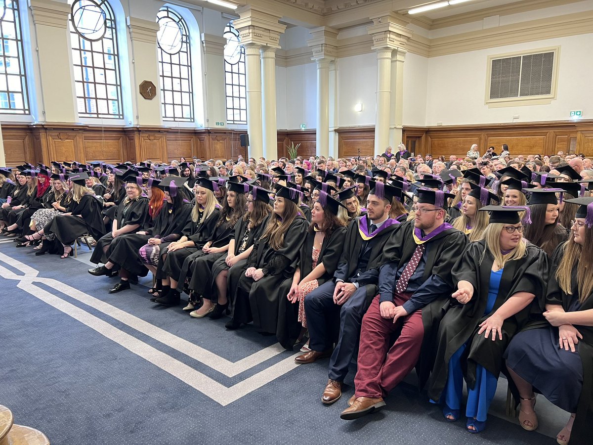 Central_Quals's tweet photo. What a wonderful day celebrating the achievements of our graduates and award winners. @Benfogle opened proceedings with an inspiring speech filled with great words of wisdom encouraging us all to remember that our individuality is our superpower.  #veterinarynursing https://t.co/CM5JZAbZUV