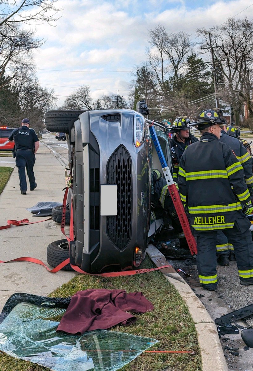 GlenviewFire's tweet photo. Today, March 9th, 2024, at approximately 0800 the Glenview Fire Department responded to a reported MVA with possible entrapment at the intersection of Central Rd and Shermer Rd. 

Fire companies arrived on scene of a two vehicle accident with one vehicle rolled over. https://t.co/CjmYwRYmmI