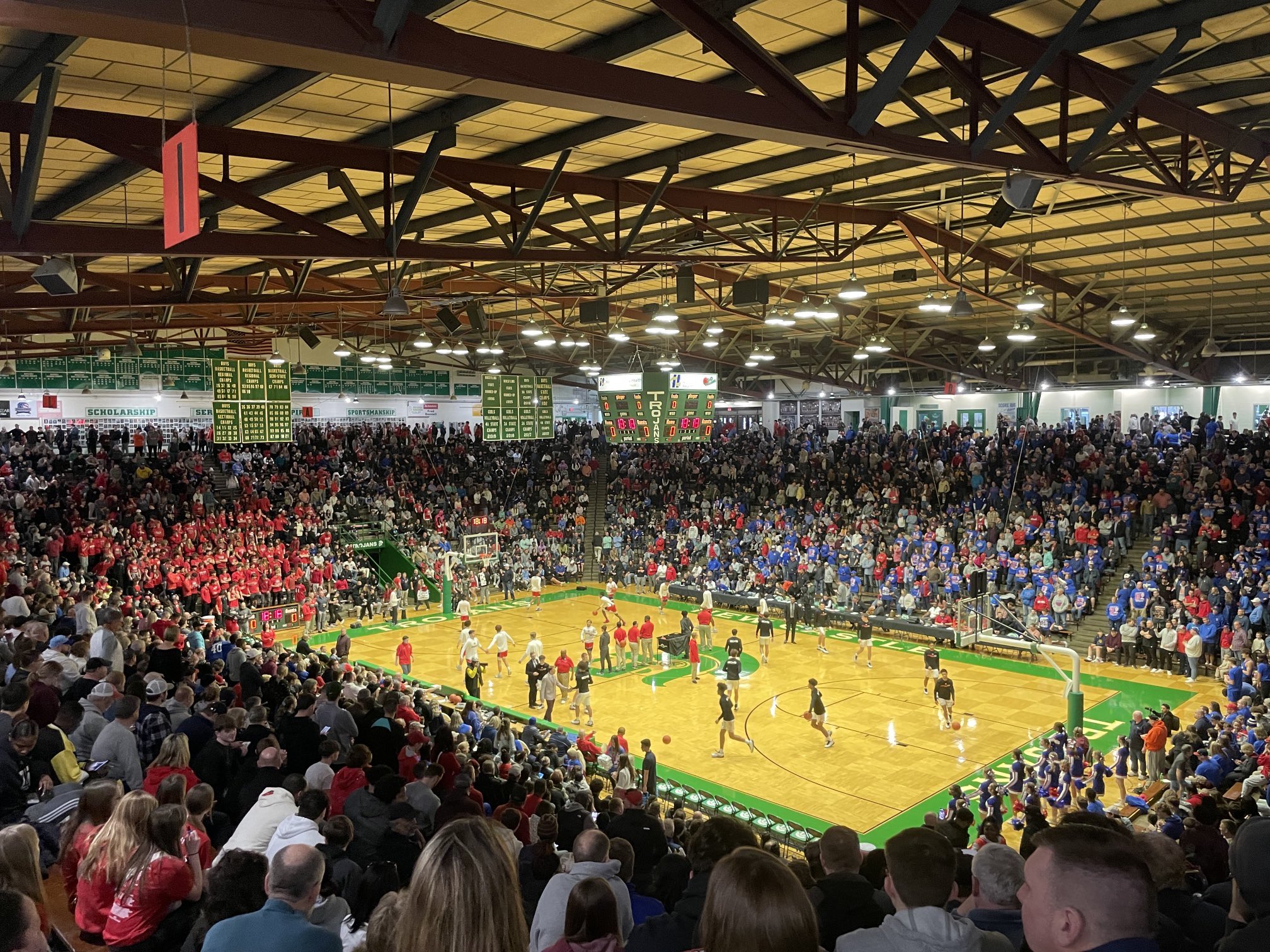 GIQYwTKWUAAD7Q5.jpg:large