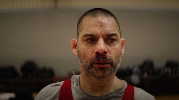 An Iranian former professional wrestler returns to the ring to improve his family's prospects of receiving asylum in Sweden, but he's hiding a secret, in Opponent eyeforfilm.co.uk/review/opponen… #GFF24