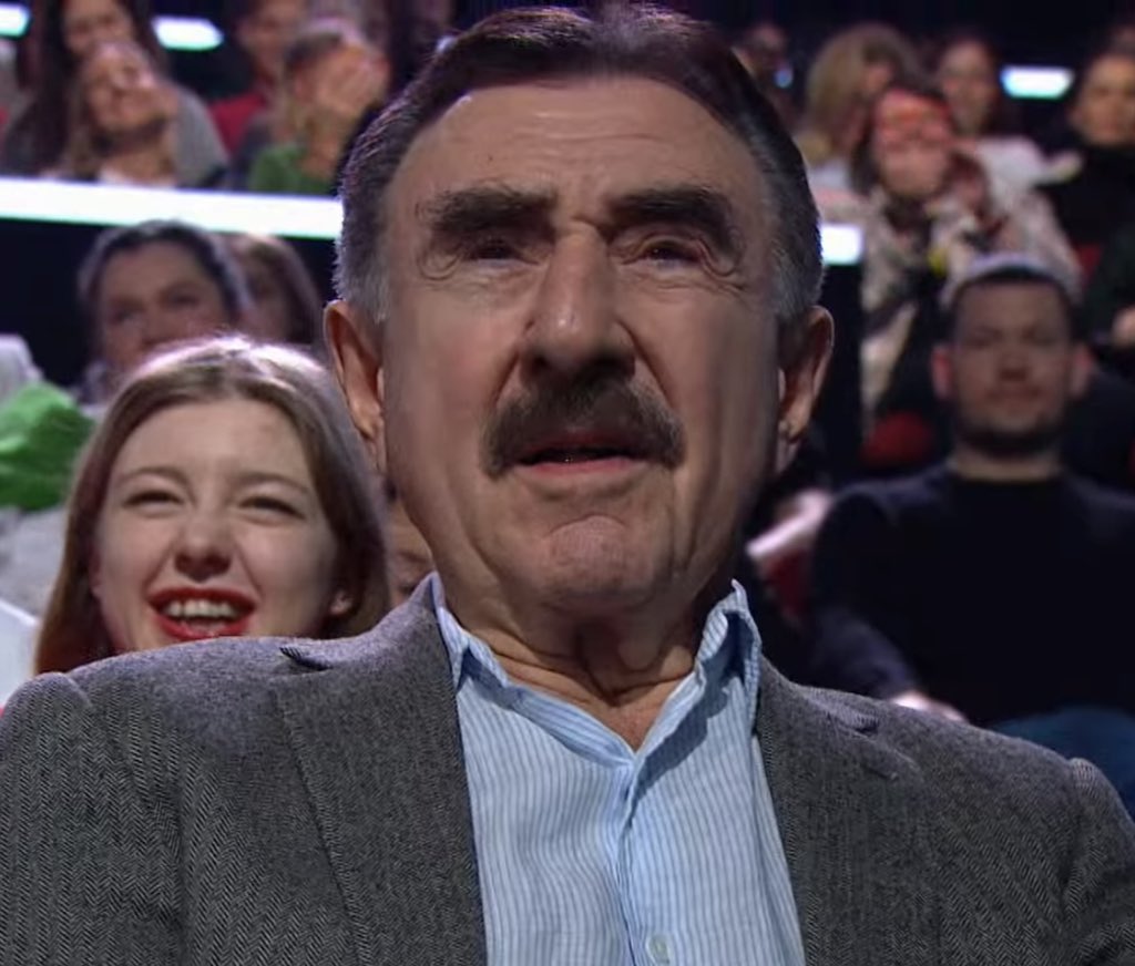 ddarssy's tweet photo. блять в какой мы вселенной объясните https://t.co/9pAlYQAGZb