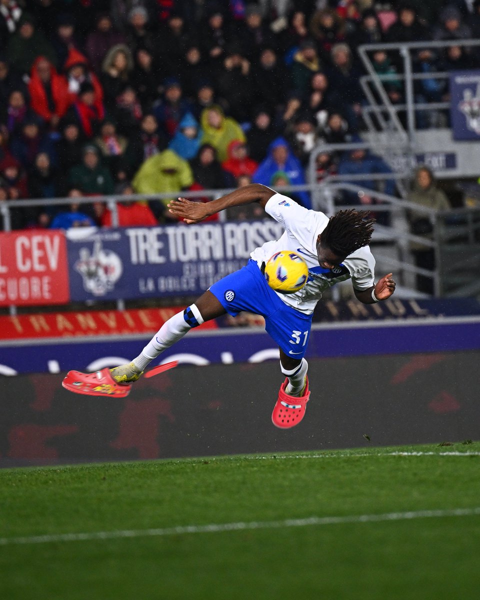 Effettivamente… ok potrebbe essere la foto del secolo 🏎️🥩

#ForzaInter #BolognaInter