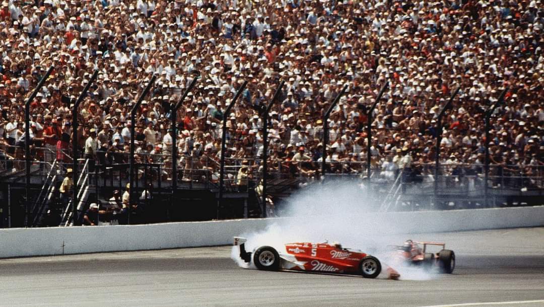 1/2 Birthday wishes to a real favourite racer here - Danny Sullivan. Famously the winner of the 1985 'spin and win' Indy 500, he added the 1988 @IndyCar title & 16 wins either side of his 1983 season in @F1 with Tyrrell. He also took 3rd... #HappyBirthday #INDYCAR #f1 #USA