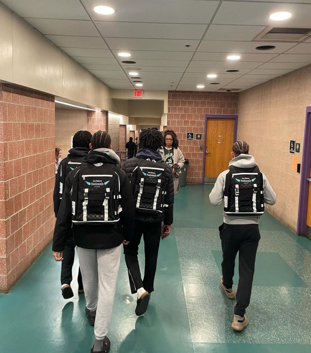 XMartinFuller's tweet image. Had a great time at New Balance Nationals with my guys!!! Glad we had the opportunity to come represent our school on the biggest stage!