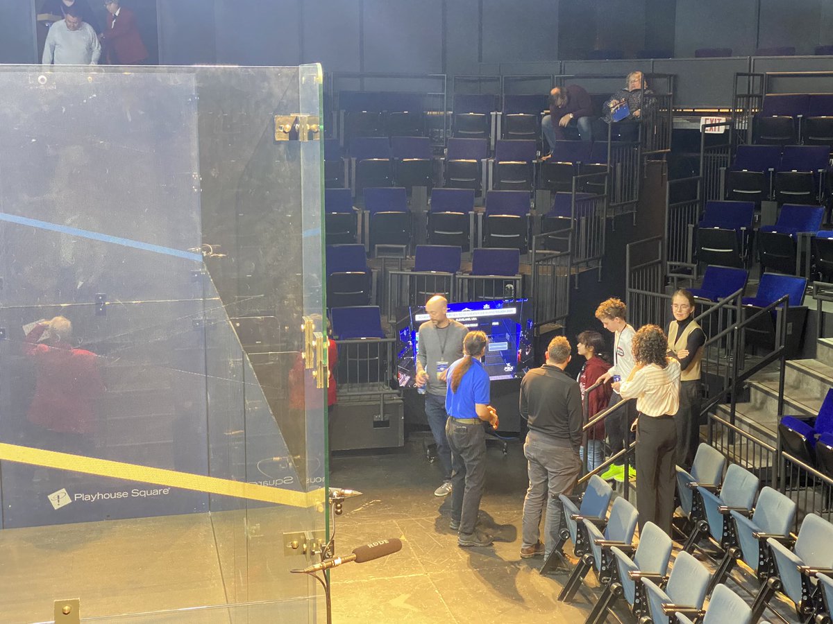 Looking forward to semifinals at Squash In The Land @PSAWorldTour 
My daughter getting instructions before the game for volunteering at glass court… It is exciting…