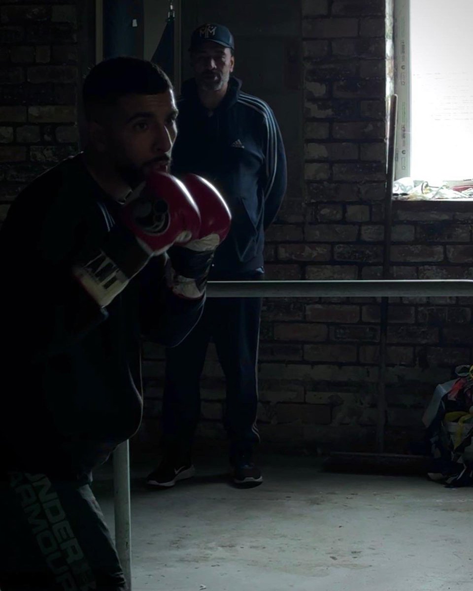 UsmaanTalkUTD's tweet image. 🎥 Another shoot under our belt!

Today we got to film &amp;amp; create content for Shabaz ‘Mavrick’ Masoud. 🇵🇰🥊

Content landing SOON! 👀👉🏾 instagram.com/p/C4TfnVhonUA/…

#Boxing #ContentCreating #BoxingFans #boxinggym