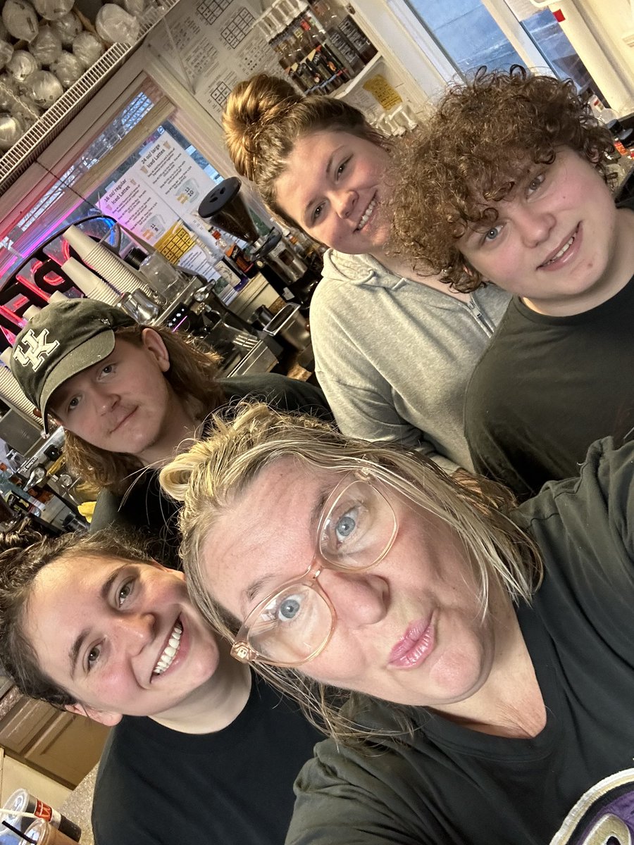 hunt4hope's tweet photo. Life changing quotes…. Work a job you love….. #Barista #TheDailyGrind https://t.co/v1K4JlwL82