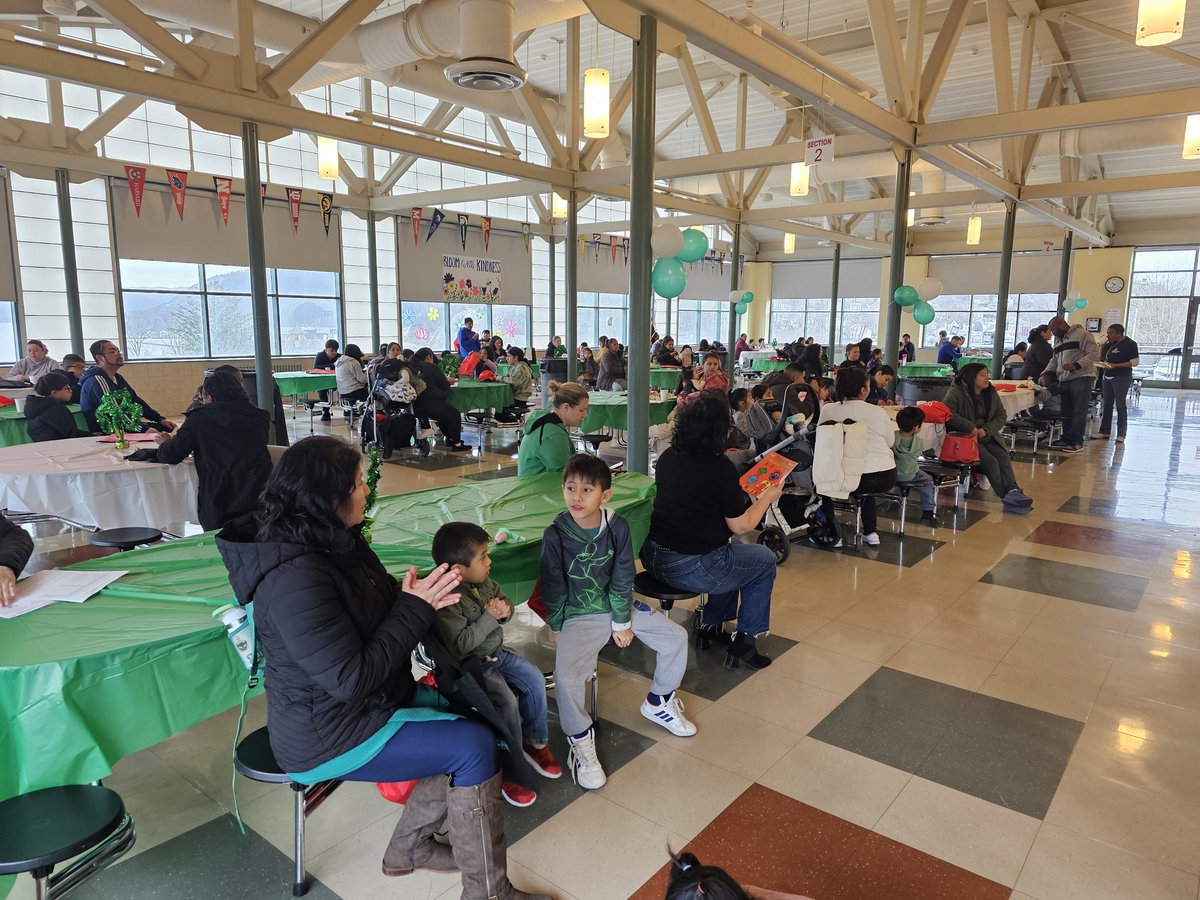 Despite some cold and rainy weather today, @PeekskillCSD had an awesome Saturday Academy event and we marched in the St. Patrick's Day Parade with the @PeekskillPTO President & @AnaBudds . Fun times with the families. @circusclasses