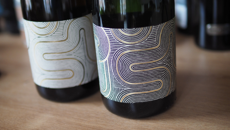 Jamie Goode (@jamiegoode) on Twitter photo Love this: a traditional sparkling wine with zero additions at all! A rare thing. And it's Pinot Meunier, too
wineanorak.com/2024/03/09/hig… <a href="/WestwellWines/">Westwell Wines</a> <a href="/Wine_GB/">Wines of Great Britain</a> Love this: a traditional sparkling wine with zero additions at all! A rare thing. And it's Pinot Meunier, too
wineanorak.com/2024/03/09/hig… <a href="/WestwellWines/">Westwell Wines</a> <a href="/Wine_GB/">Wines of Great Britain</a>