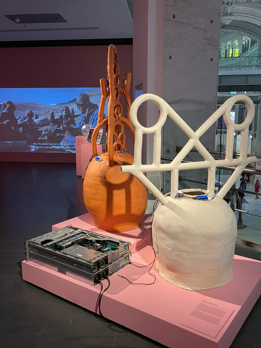 CentroCentro (@centrocentro) on Twitter photo @soyJoaquinGM <a href="/subterfugeradio/">Subterfuge Radio</a> 💧 Por otro lado, la exposición #WetDreamsCentroCentro, comisariada por Marina Otero Verzier, aborda el agua más allá de su comprensión como un recurso.
Más info: bit.ly/wetdreams_cc @soyJoaquinGM <a href="/subterfugeradio/">Subterfuge Radio</a> 💧 Por otro lado, la exposición #WetDreamsCentroCentro, comisariada por Marina Otero Verzier, aborda el agua más allá de su comprensión como un recurso.
Más info: bit.ly/wetdreams_cc