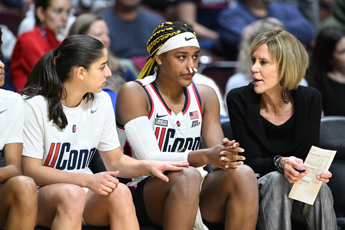 Cloe Poisson tweet media