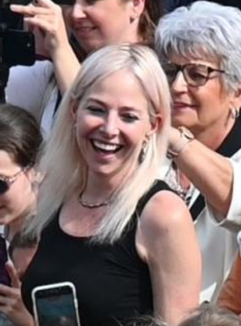 NeilBurton14's tweet photo. @theAliceRoberts Found you! https://t.co/68V2BFfoWn