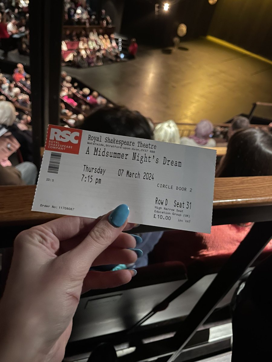 rowaaaane_'s tweet photo. Really enjoyed watching ‘A Midsummer Night’s Dream’ by the RSC the other evening! 🫏🧚🏽‍♀️✨ https://t.co/gtH7YPgMvv