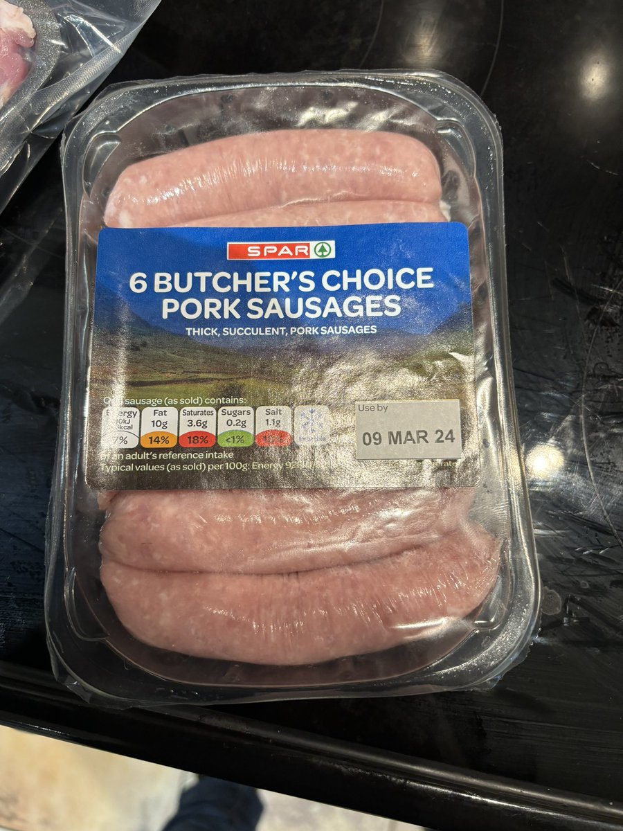 AnnaLongthorp's tweet photo. Disappointed to have a call from a customer asking us to drop our£for our #freerange #highwelfare sausages as they could get these for 1/2 the price (wholesale)
NO COUNTRY OF ORIGIN on packaging 🧐🤔
My reply- well yes we can 1/2price if we 1/2 meat content&fill full of shite 🙄 https://t.co/mqUEY2empc