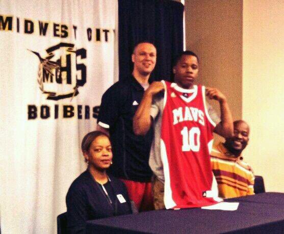 Coach Jackson tweet media