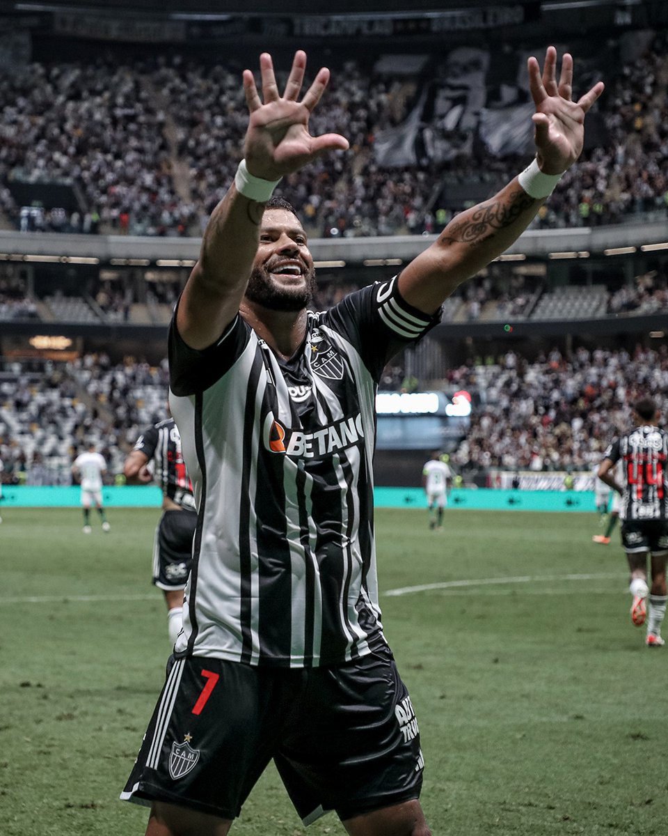 Atletico's tweet photo. COMEMORA, ÍDOLO. VOCÊ SEGUE FAZENDO HISTÓRIA! 🫶💯⚽

#Hulk100Gols https://t.co/52eKOwq93A