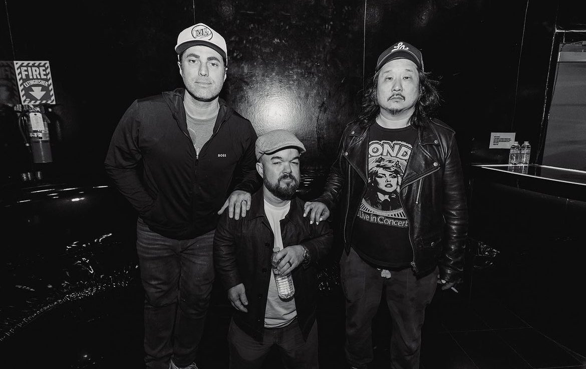 adamraycomedy's tweet photo. Caption this 🤘
@bobbyleelive @funnybrad 
@TheComedyStore https://t.co/OtsRyk1LFv