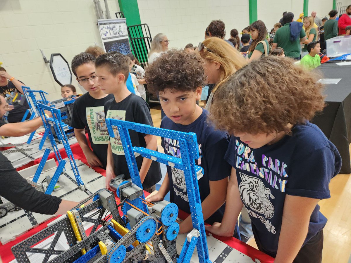 So proud of our VEX IQ Robotics Team - still going strong at today's VEX IQ state level competition! #KeepShiningCPEWildcats @SuptDotres @MjLewis13 @MDCPS @MDCPSCentral @MSGarciaMDCPS @iLearnMDCPS @MDCPSRobotics @MDCPSSTEAM @STEAMDesignated