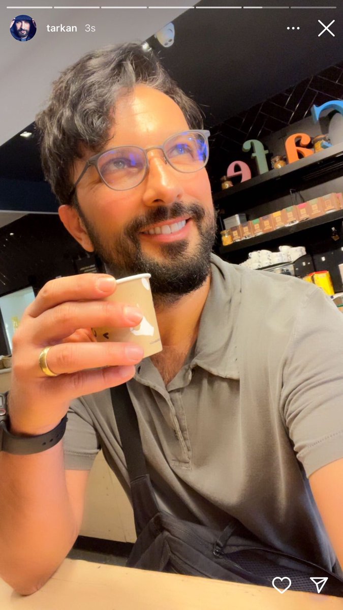 siz yengeçleri ve balık etkilileri enayi sanarken d planına gecerken onlar