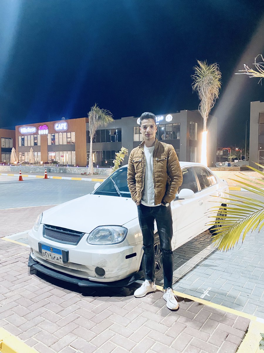 عايشين اللحظه مش الدور