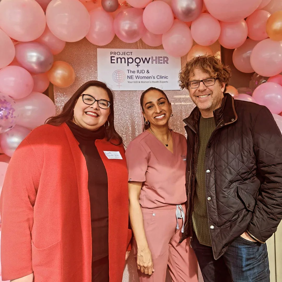 A highlight of #internationalwomensday was visiting the IUD and Women's Clinic to celebrate  @proj_empowHER's  efforts to secure contraception as part of the national pharmacare plan. Thank you to the amazing Dr. Toor for her passion and drive! #cdnpoli #ableg #abpoli 1/