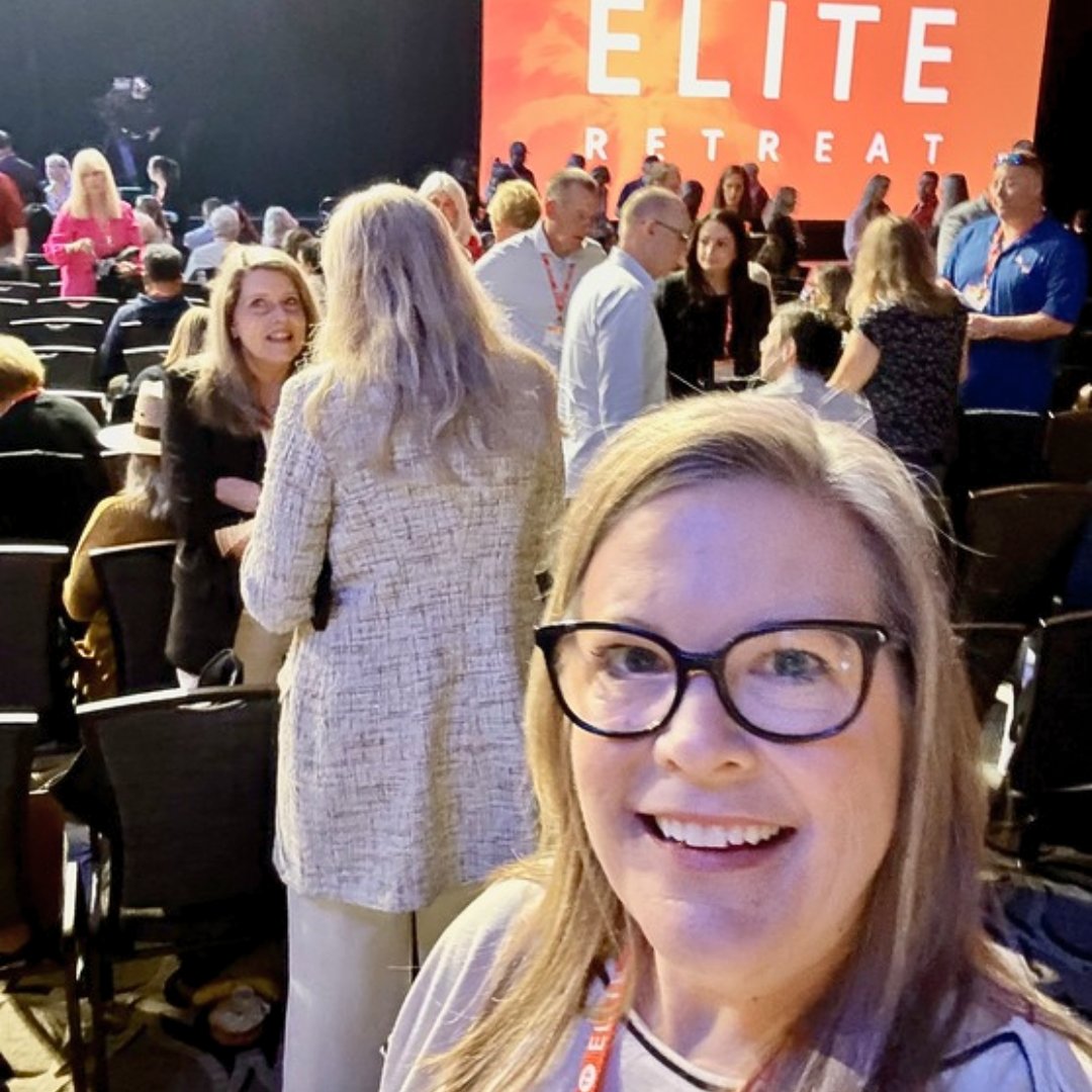 MelissaMorganRe's tweet photo. ELITE: Superior in quality, rank, and skill. Thank you @TFElite and @tomferry and @mariegomergroup for an excellent retreat.
#melissamorgan #LicensedtoSell #realestate #RealEstateStars #Elite #TFElite #tomferry #Mastermind #whoyouworkwithmatters #workretreat https://t.co/UIqGa80JH5