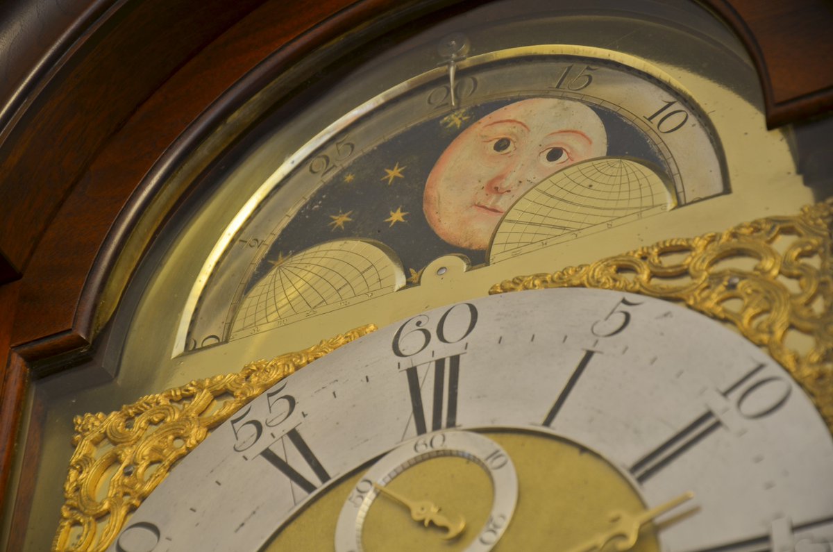(1/3) #DaylightSavingTime wasn’t adopted in the United States till 1918, so the Madisons didn’t have to worry about resetting their clock to #SpringAhead. James Madison Sr. ordered a tall case clock from Fredericksburg cabinetmaker Thomas Walker ca. 1773.
