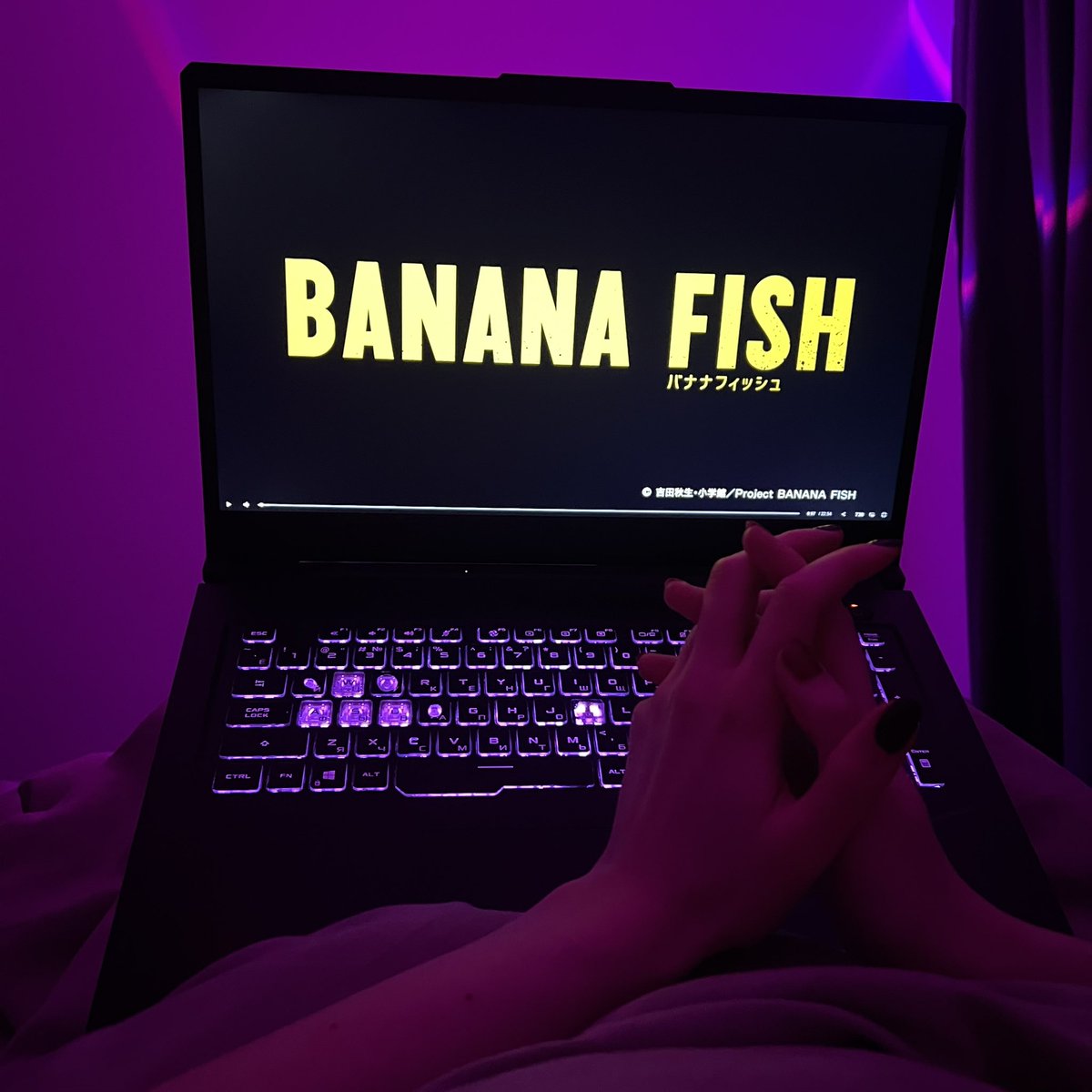 gr1m0va's tweet photo. daily routine
#Lostinthecloud #bananafish https://t.co/ykw4WzG10Z