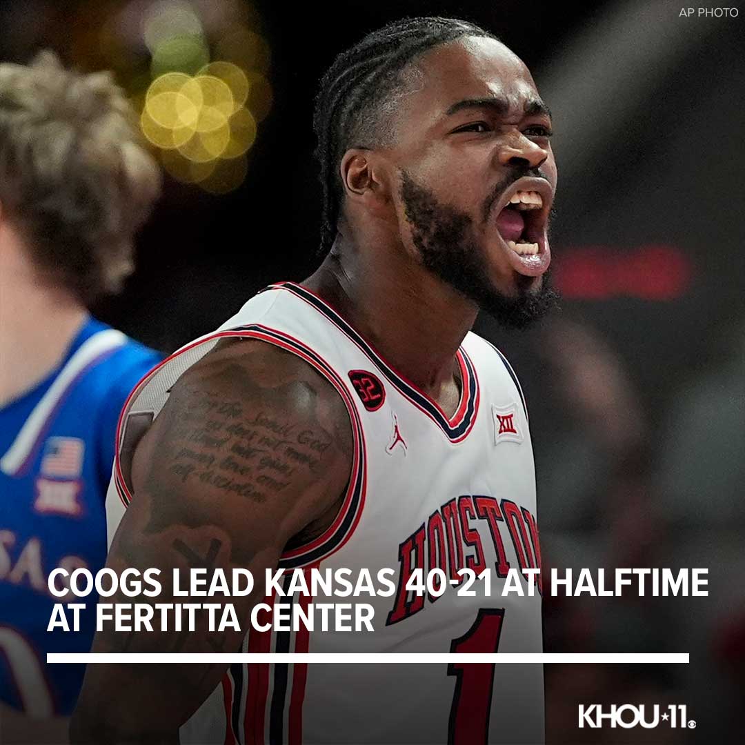 KHOU's tweet photo. No. 1 @UHCougarMBK was dominant in the first half against Kansas, leaing the Jayhawks 41-20. Earlier today, Iowa State lost, meaning UH won the @Big12Conference title outright. https://t.co/Qd2cHj1L37
