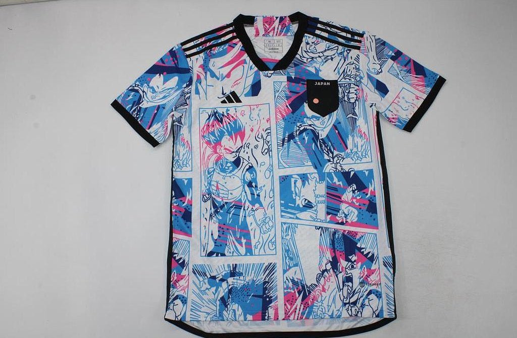 Madridismoreal's tweet photo. SORTEO INTERNACIONAL DE ESTA CAMISETA DE JAPÓN EDICIÓN DRAGON BALL ✨

Requisitos: 

1- Dar RT este tuit.
2- Seguir a @Ctinfo_17 y a @madridismoreal 

El ganador se dará el martes 12 de marzo. https://t.co/IRCfTkJnDt