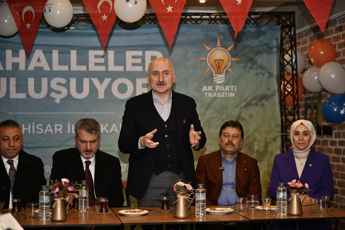 Siyasetin hangi kademesi olursa olsun; ortaya konabilecek en büyük eser gönüllere kurulacak bir taht yapabilmektir. Milletimizin gönlüne giden yol ise hizmetten ve samimiyetten geçiyor.

Bu bağlamda, durmadan ve yorulmadan çalışacak; sokak sokak, mahalle mahalle dolaşarak