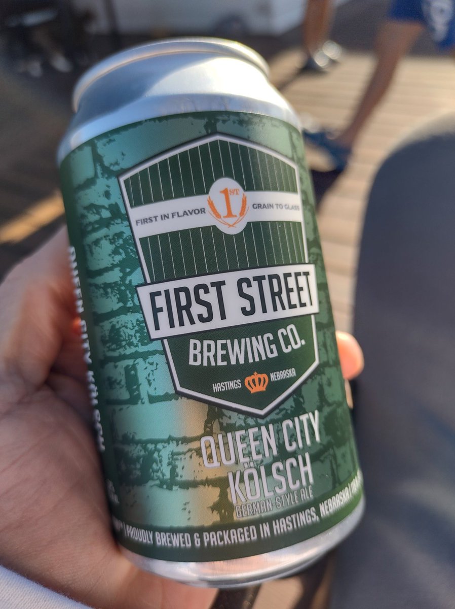 lilbluesquatch's tweet photo. 🙌🤌 #deckbeers https://t.co/KckLuw5P7W