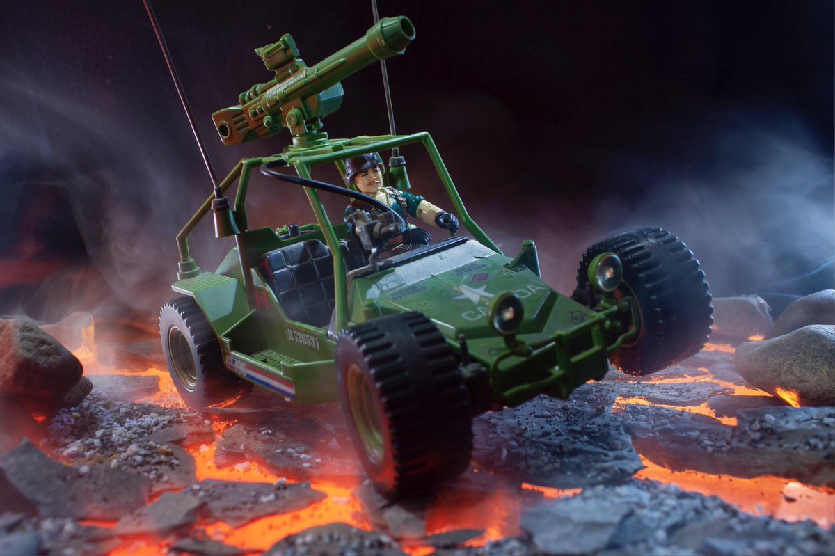 Hot lava beside action! Happy AWE Striker Saturday everyone!! Yo Joe!!!
#gijoe #awestriker #crankcase #toyphotography #practicalfx #diorama #80stoys #vintagejoes #oringforlife #yojoe #arah #gijoetoys #gijoecollector #gijoecommunity #yesiamanadult