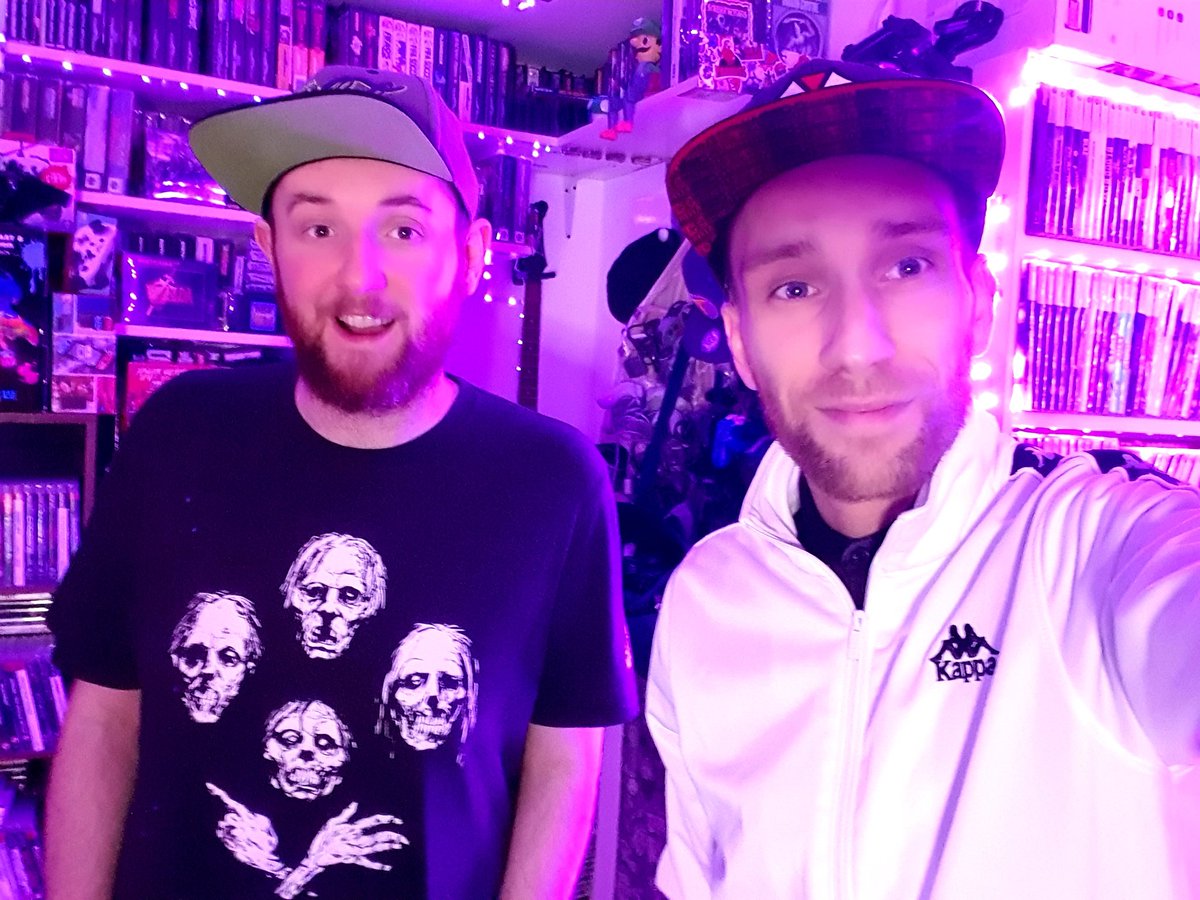 projectbeero's tweet photo. Beero and @Melodic_Hammond - Resident Evil Gaiden - Powered by XBOX - 

https://t.co/zlU6PIuLuK 

#90s #projectbeero #gaming #retro #rgb #scart #nostalgia #nostalgic #twitch #streaming  #nintendo #coop #couchcoop #residentevil #residentevilgaiden https://t.co/NaKagifFxe