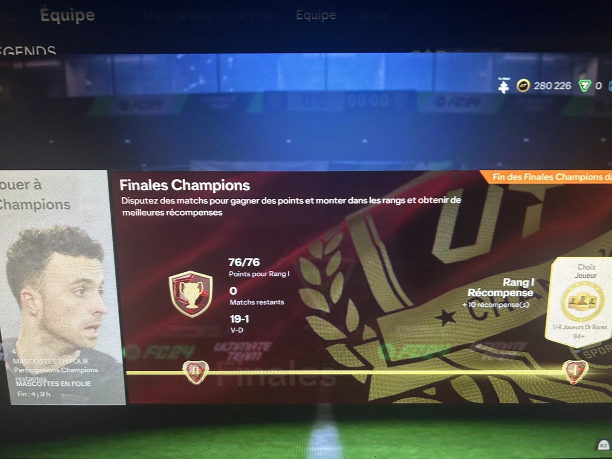 Sorry_HB's tweet image. Si j avais pas de copine presque envie de me la donner