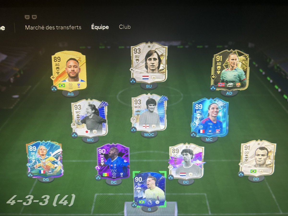 Sorry_HB's tweet image. Si j avais pas de copine presque envie de me la donner