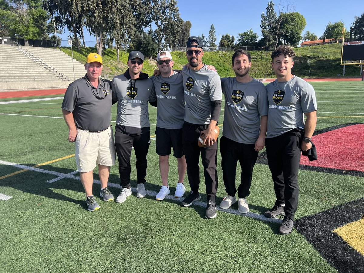 Thank you So Cal! Great kids and great families! Appreciate everyone who came out to the event! Orlando… you’re on the ⏰ @JUSTCHILLY @alecsimpson5 @Nolan_Football @JeffHecklinski @CoachTylerFunk @COACHJGZ @CSMITHSDSU