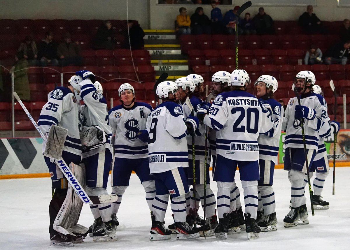 📣 Congratulations to the Melville Millionaires, the 2023-24 Viterra Division champs, after tonight's win over Weyburn. Flin Flon has already won the Sherwood Division, while the Nutrien is still up for grabs!

📸 Portrayed by PW