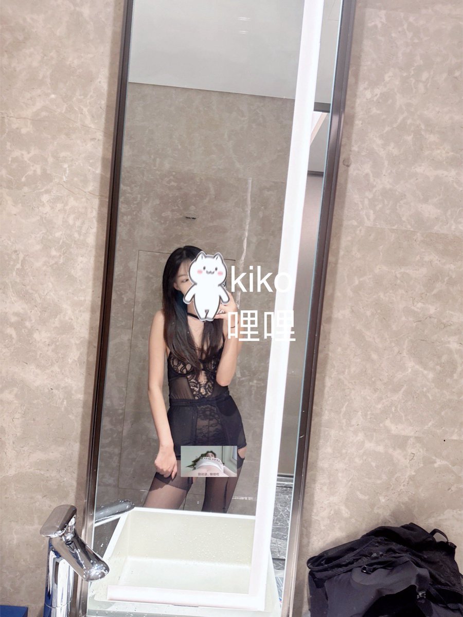 1iouui's tweet photo. @dianchenb 
@dianhuji

如果水能拉丝 那绝对不是单纯的相思 https://t.co/wYg243zuF5
