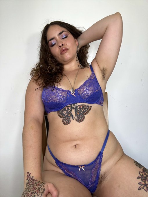 I want u to spit on my hairy armpits and make u kick my hairy pussy uwu https://t.co/82NntjB6Tc<a href="/tag/hairypussy"class="tags"><span>#hairypussy</span></a><a href="/tag/hairyarmpits"class="tags"><span>#hairyarmpits</span></a><a href="/tag/hairywomen"class="tags"><span>#hairywomen</span></a><a href="/tag/hairygirls"class="tags"><span>#hairygirls</span></a>