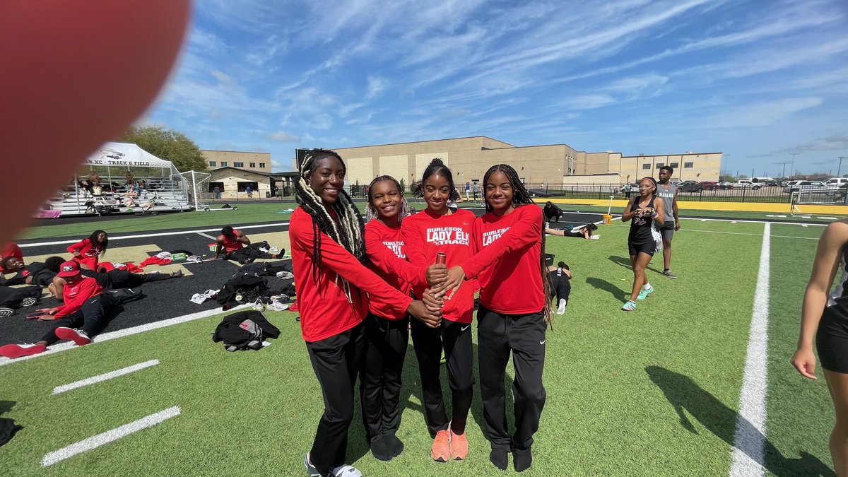 TylerTutu_1's tweet photo. New Pr in the 200m 🚨25.27. 1:42 in the 4x2, 3:57 in the  4x4. https://t.co/dxImEY00Fl