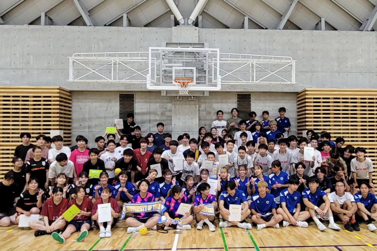 ut_sepak_takraw's tweet photo. 新入生のみなさん、合格おめでとうございます！🌸東京大学セパタクロークラブです。当サークルは部員約20名で、楽しく真剣に練習に励んでいます。是非一度新歓体験会にお越し下さい！！
#春から東大 　#東大新歓　#東大サークル　#東大インカレサークル　#東大サッカーサークル　#東大フットサル https://t.co/uBC4qcVNWx