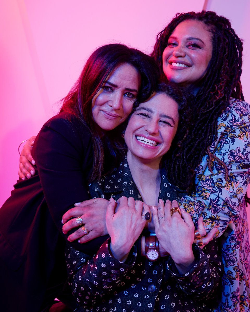 IMDb's tweet photo. Hiiii besties 🫶 #SXSW #IMDbStudio https://t.co/o9kUhXJMds https://t.co/iqkOUm12yQ