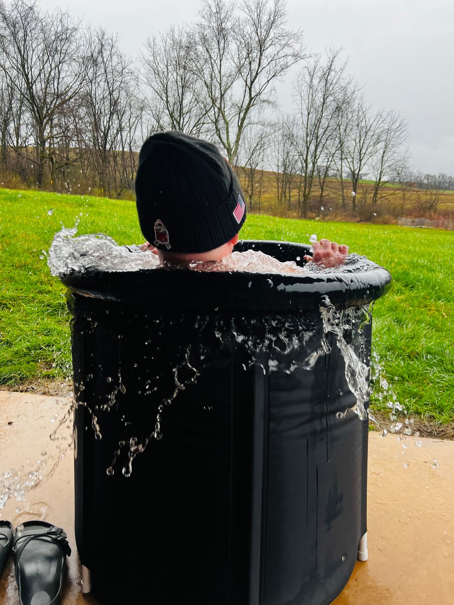 Do you have a minute to talk about your extended cold plunge warranty? 

I've set myself a 30-day challenge: Every day, cold plunge for a minimum of 4 minutes. Today marks day 7. The water temperature today was 48.7F. 

#wehackhealth