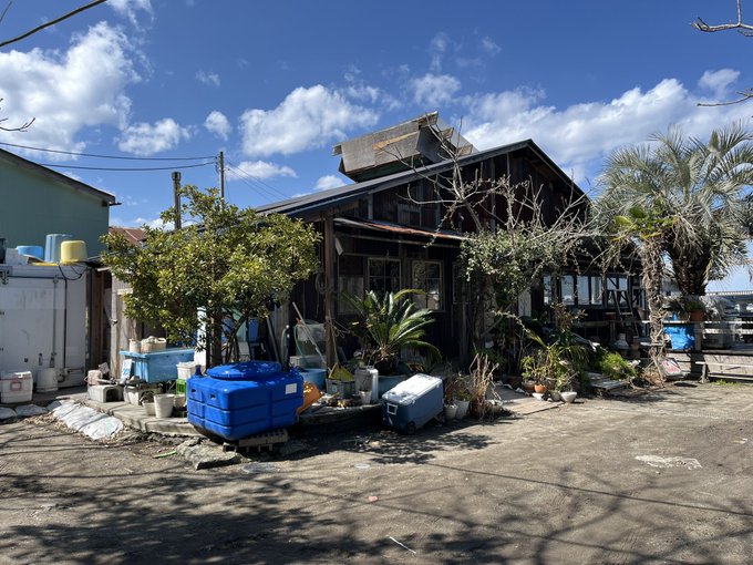 おはようございます
昨日は全行程180km位車でうろちょろしておりました
お陰様でちょっと渋滞にハマっただけでほぼ渋滞ナッシング‼︎
お昼ご飯は念願の「かねよ食堂」に‼︎
美味しかったでありますーー‼︎
色々とやりたかった事が出来ました‼︎
やったー🙌
天気も良かったですし
続く 