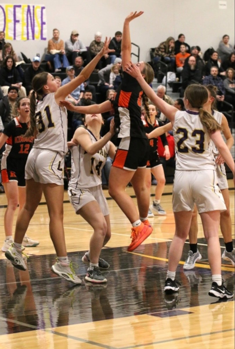 KimberlyWhims's tweet photo. So proud of @chriswhims and her hs career! As a 4 year vars starter she led the team to a 17-7 record szn, a 9 game winning streak, Conference Co-Championship and scored 18 pts recently in a very physical game.
Never came out of her last hs game and left it all on the court!🩷 https://t.co/OJayUVSiWZ